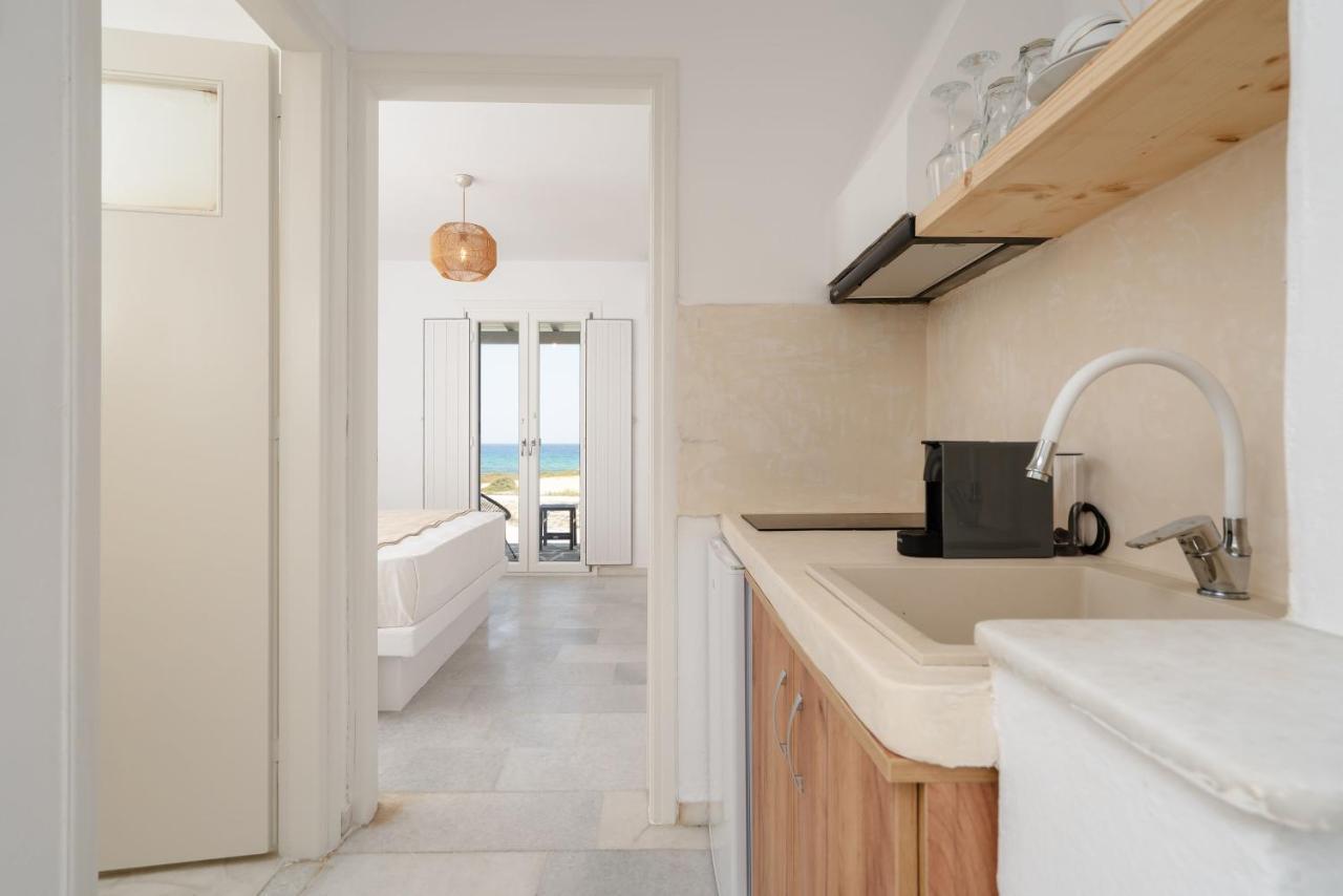 Celestial Seaview Apartments- Apollon Naxos City Екстер'єр фото