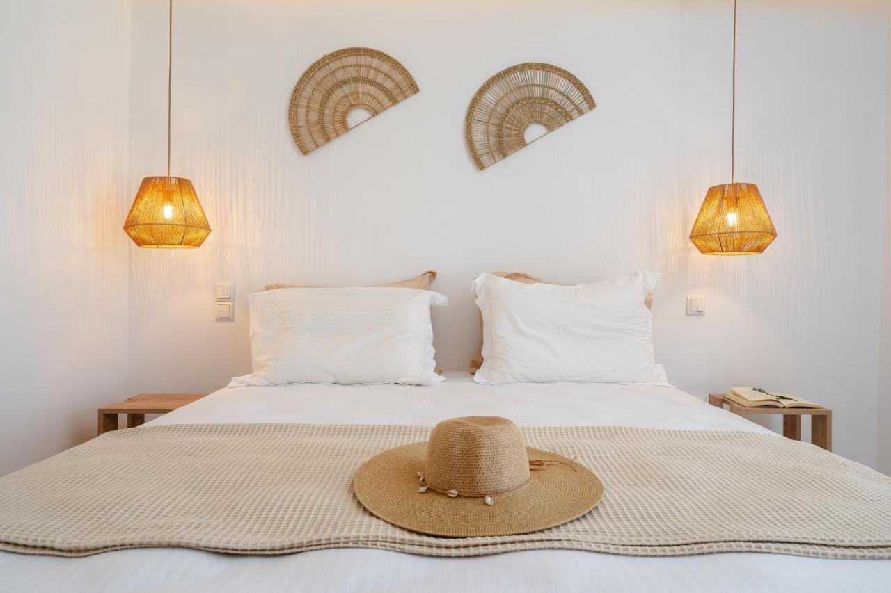Celestial Seaview Apartments- Apollon Naxos City Екстер'єр фото